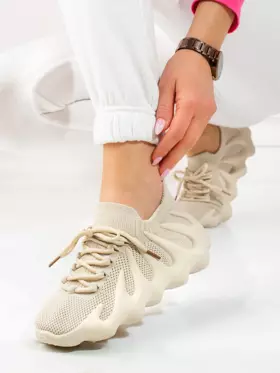 Dámska športová obuv  s módnou podrážkou biele